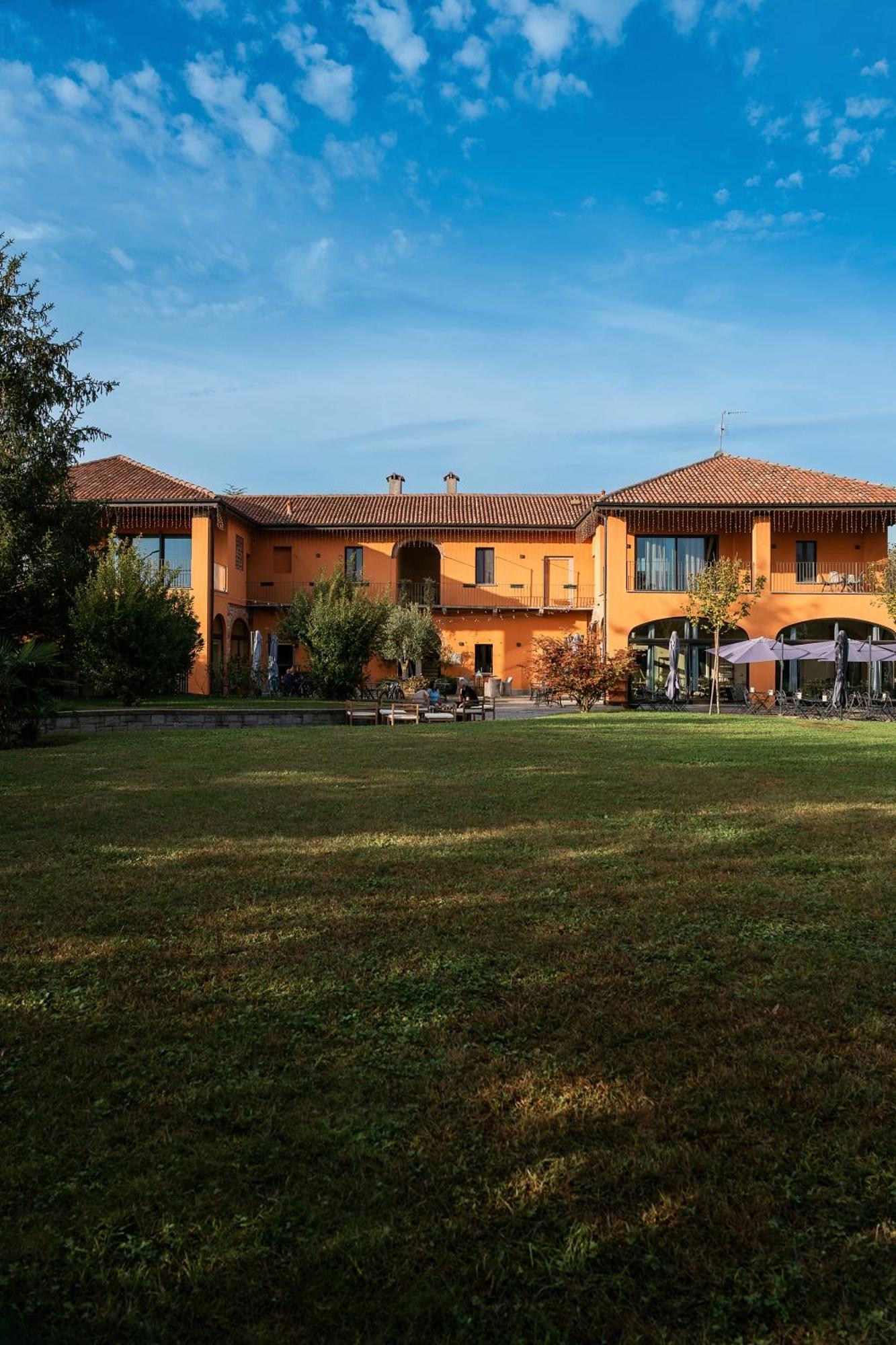 Hotel Equirelais Lomnago Exterior foto